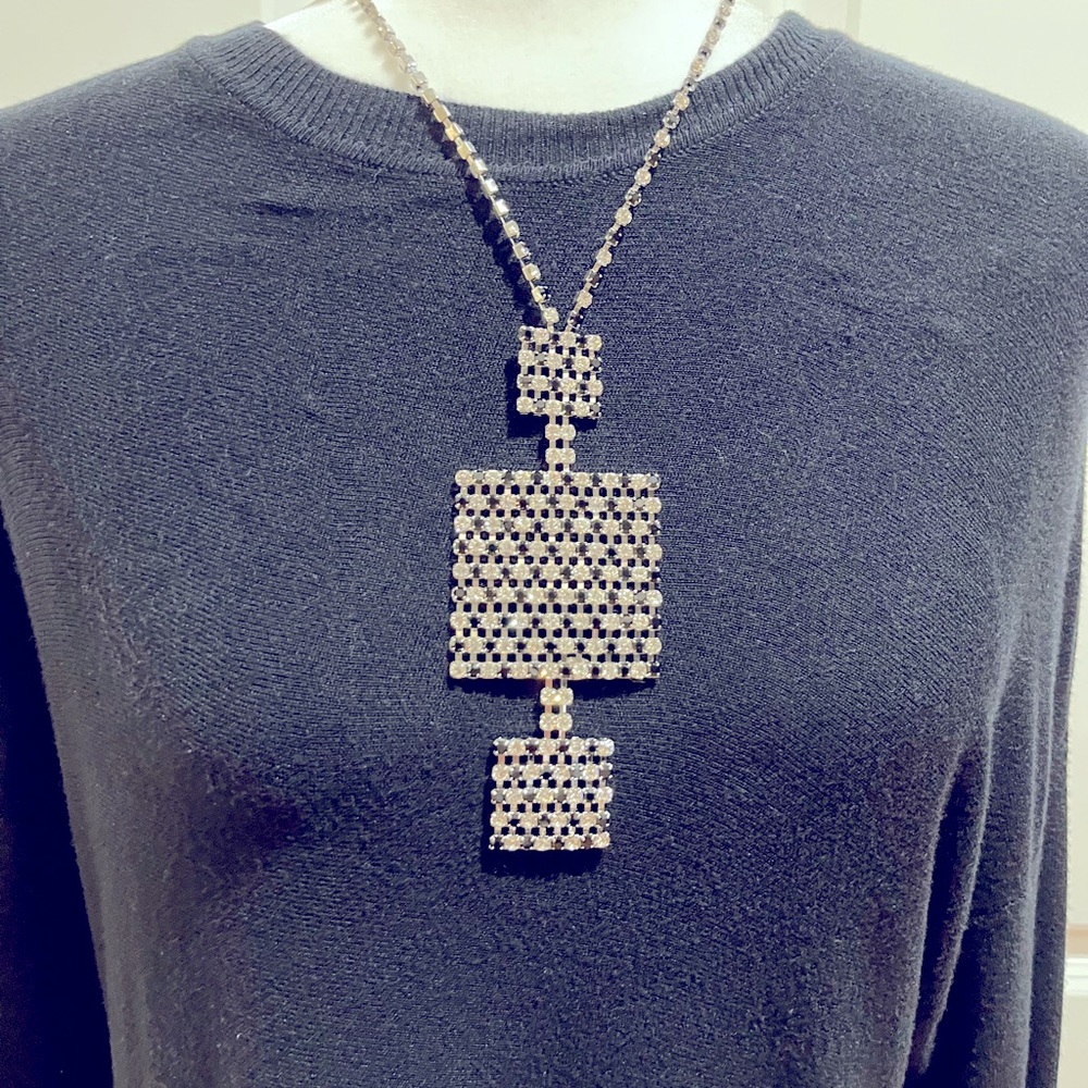 PRINCESS AMANDA BORGHESE VINTAGE BLACK AND CLEAR RHINESTONE PENDANT AND CHAIN.